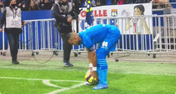 曼联非洲杯前目标四连胜！阿莫林确认库尼亚复出，评价其进球少问题