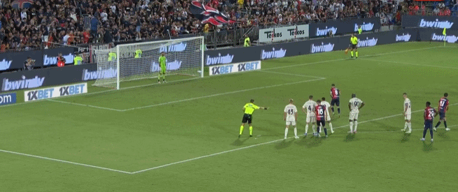 2025上海明日之星冠军杯足球赛圆满落幕，颁奖仪式进行（2025上海明日之星冠军杯足球赛圆满收官，颁奖典礼隆重举行）